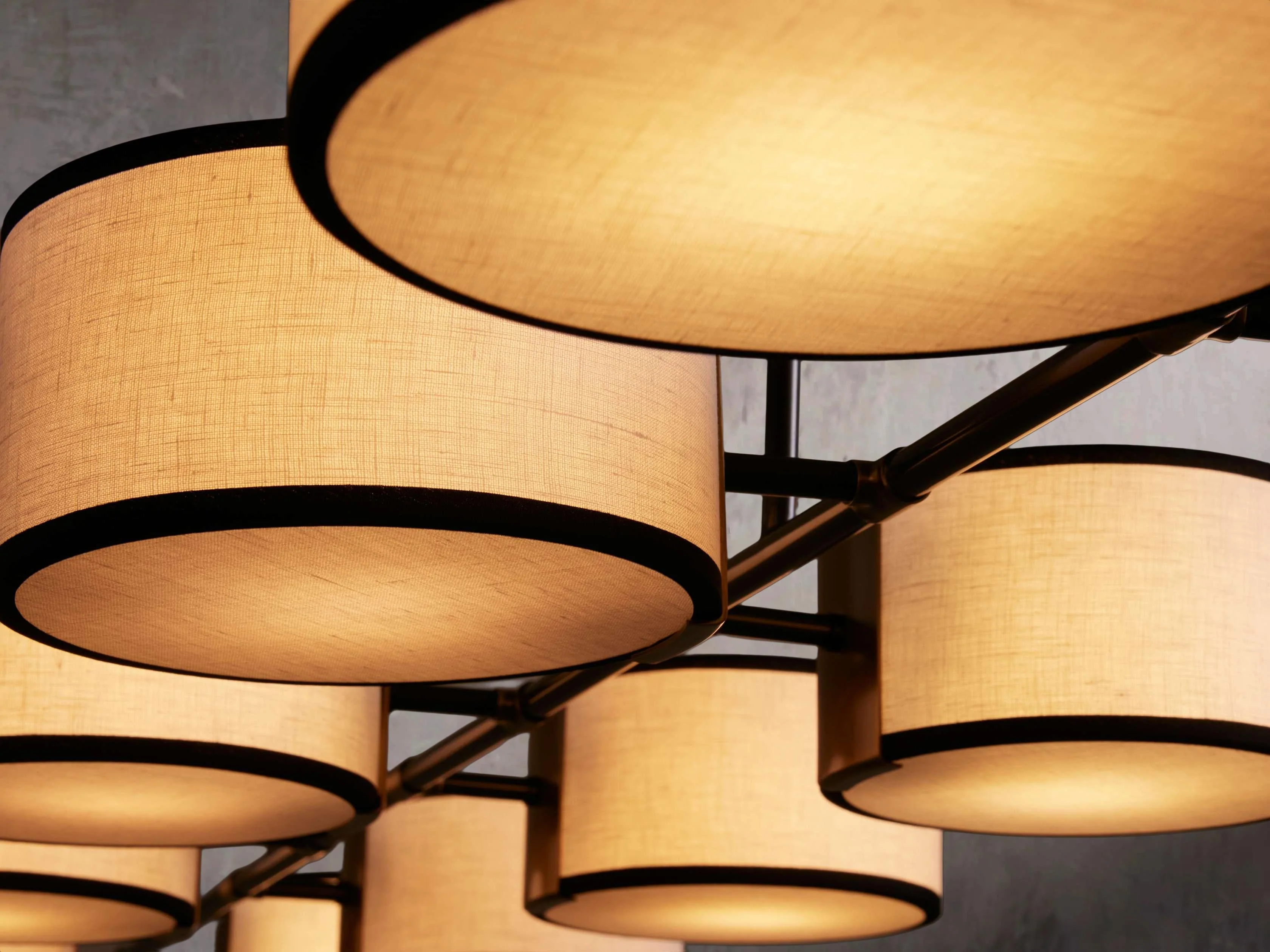 Daphne Linear Suspension Lamp - Image 3