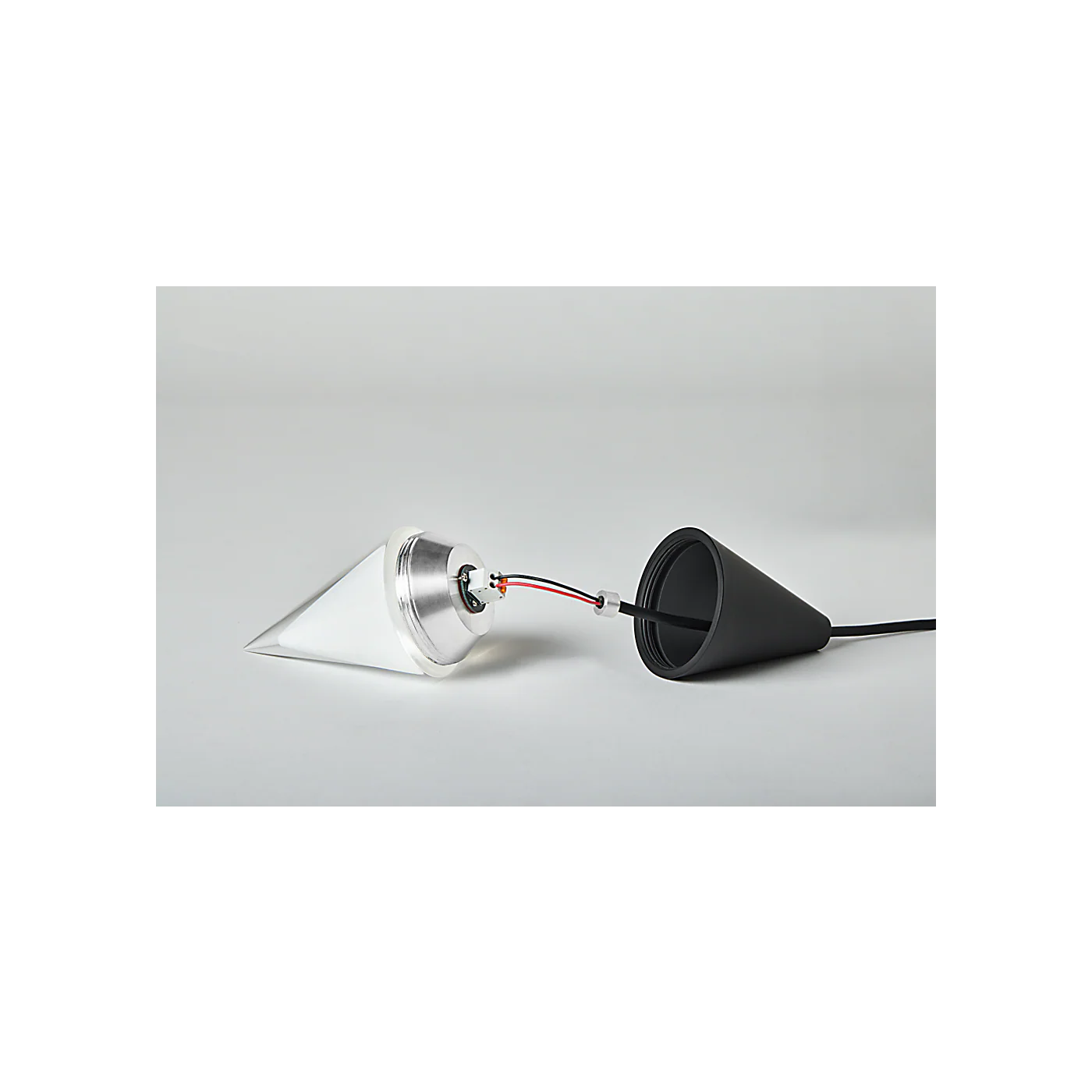 Turret 27-Light Chandelier - Image 2