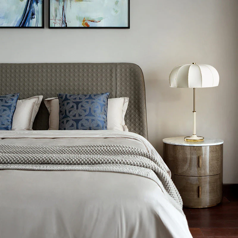 Nordic Retro Table Lamp Modern Simple Light Luxury for Living Room & Bedroom - Image 3