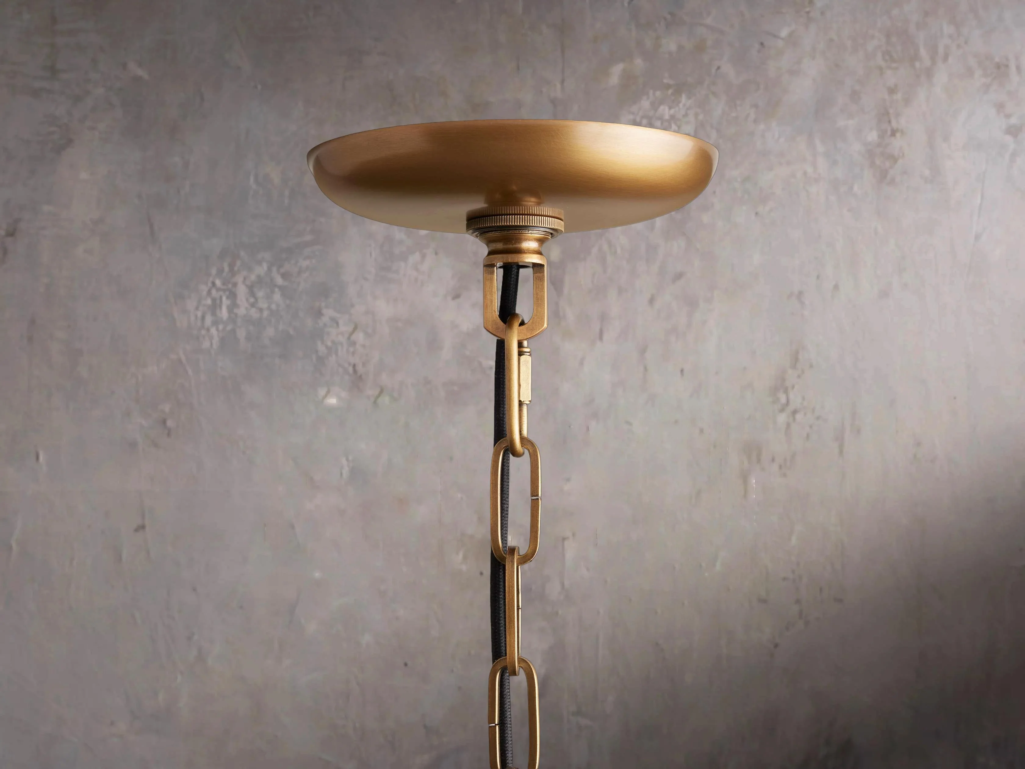 Ghiaccio Circular Pendant Lighting Fixture - Image 3