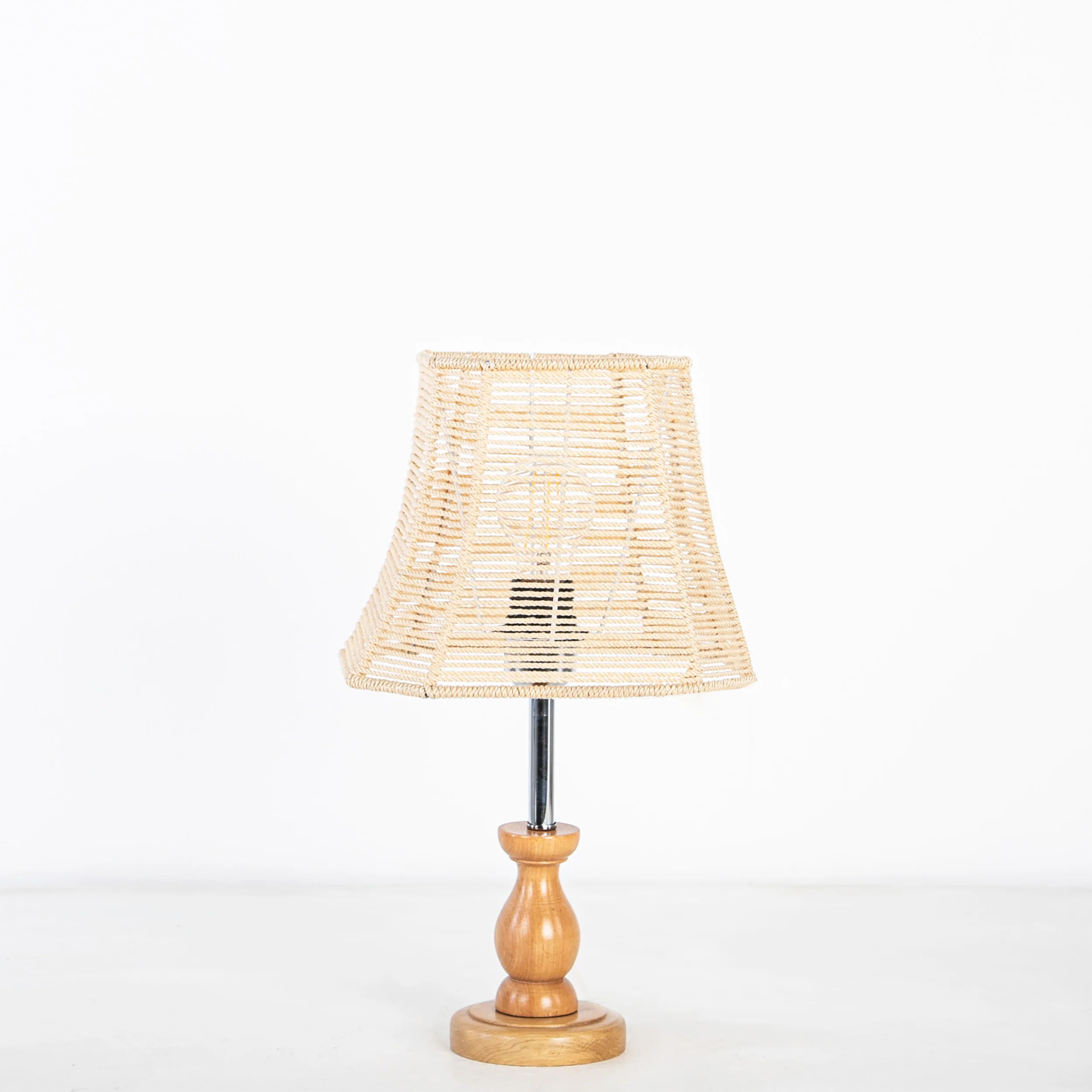اباجورة ترابيزة 20×45سم - TBS875 - Image 1