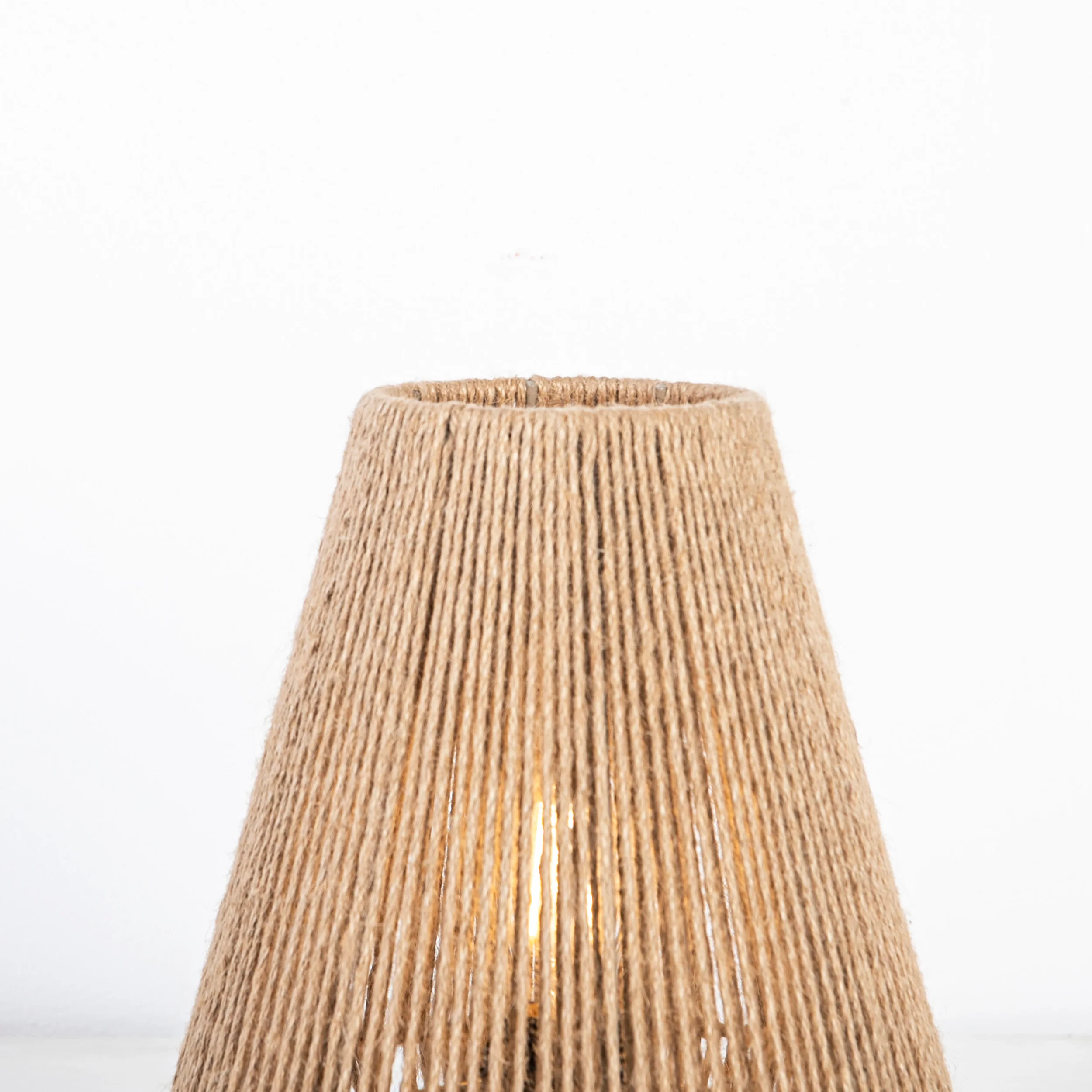 اباجورة ترابيزة 25×33سم - TBS890 - Image 2