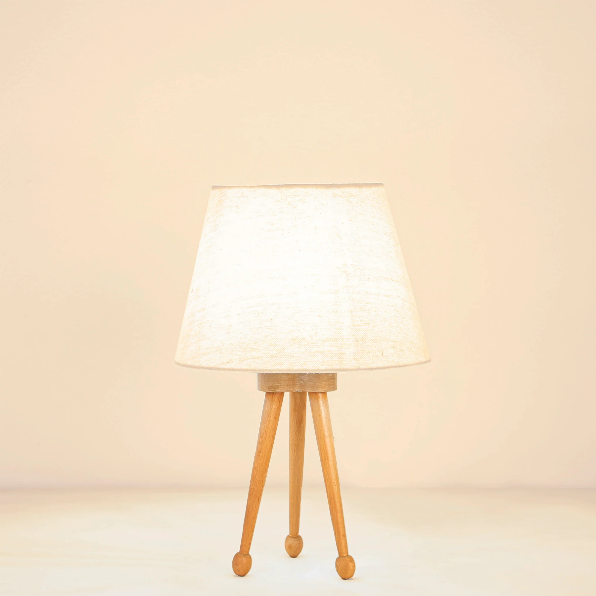 اباجورة ترابيزة 23×45سم - TBS866 - Image 1