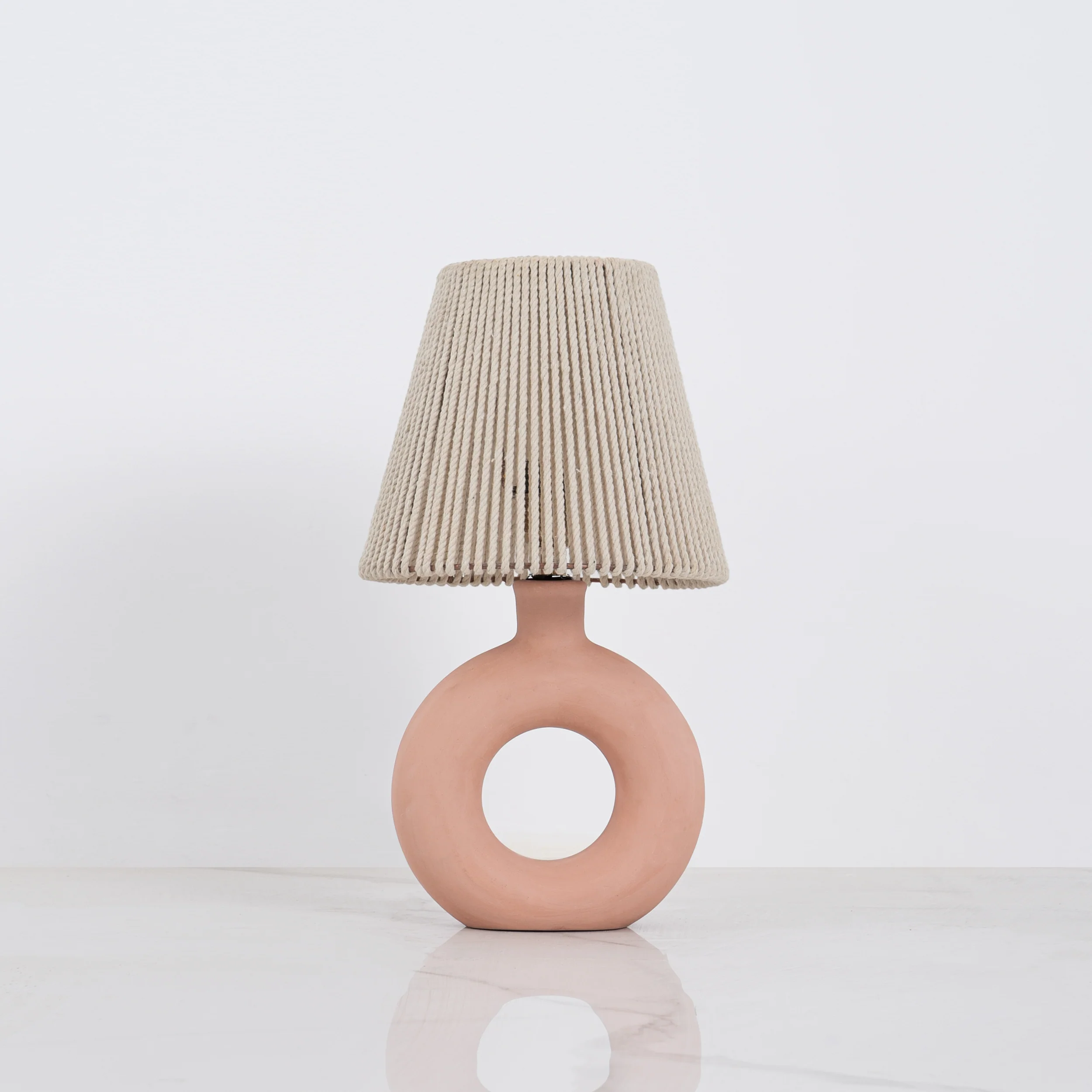 أباجورة ترابيزة - 23×16سم - ULC226 - Image 1