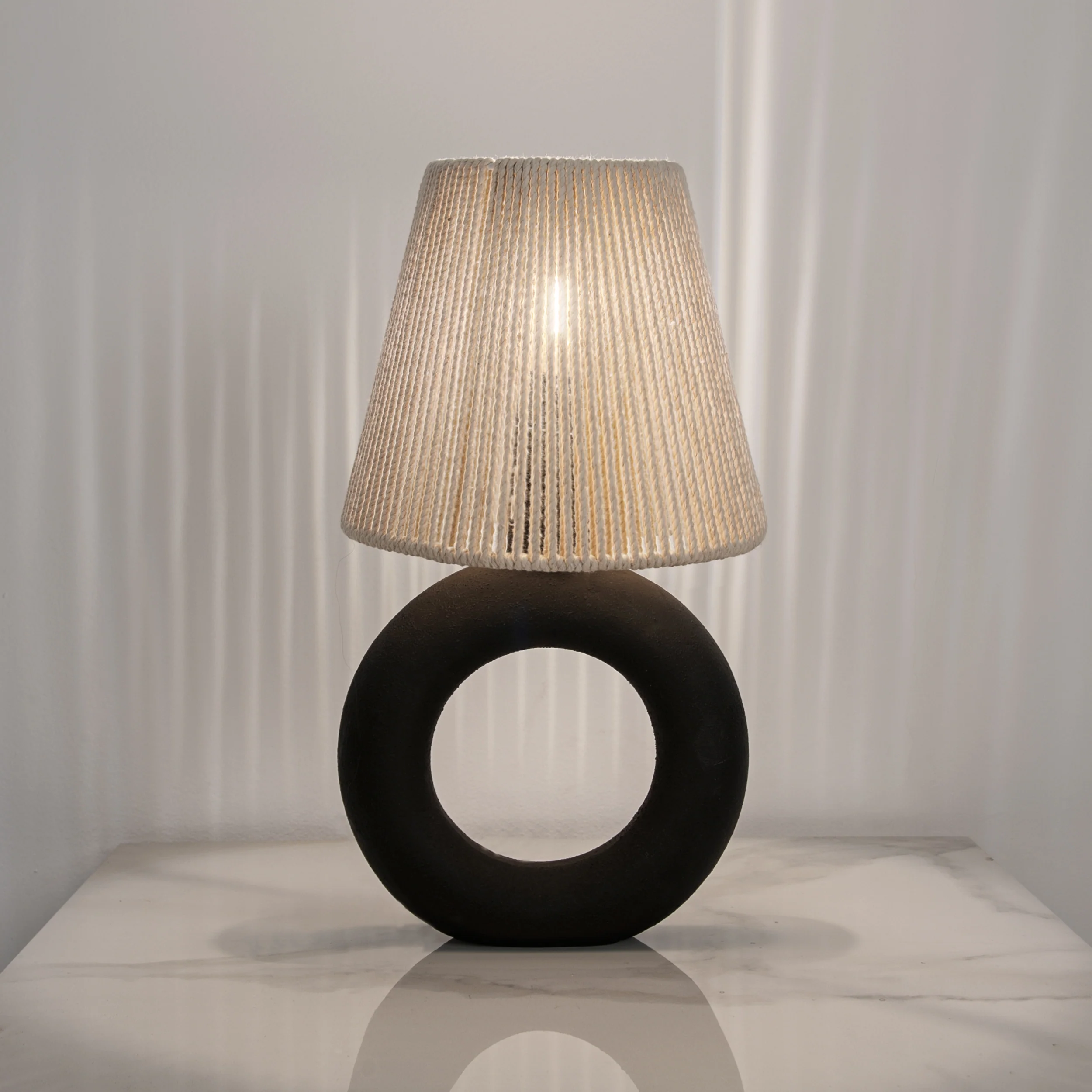 أباجورة ترابيزة - 23×43سم - ULC256 - Image 2