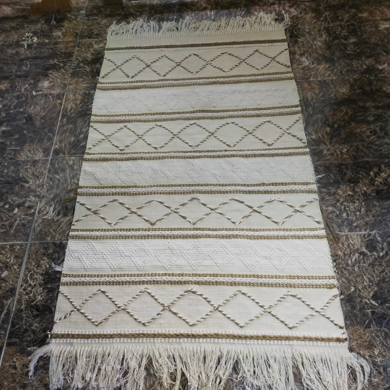 مشاية يدوية 200×100سم - LUS258 - Image 1