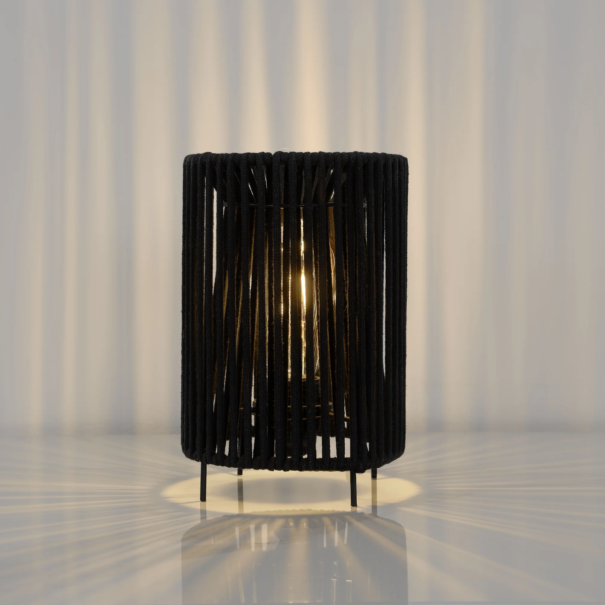 اباجورة ارضية 15×15سم - TBS1242 - Image 1