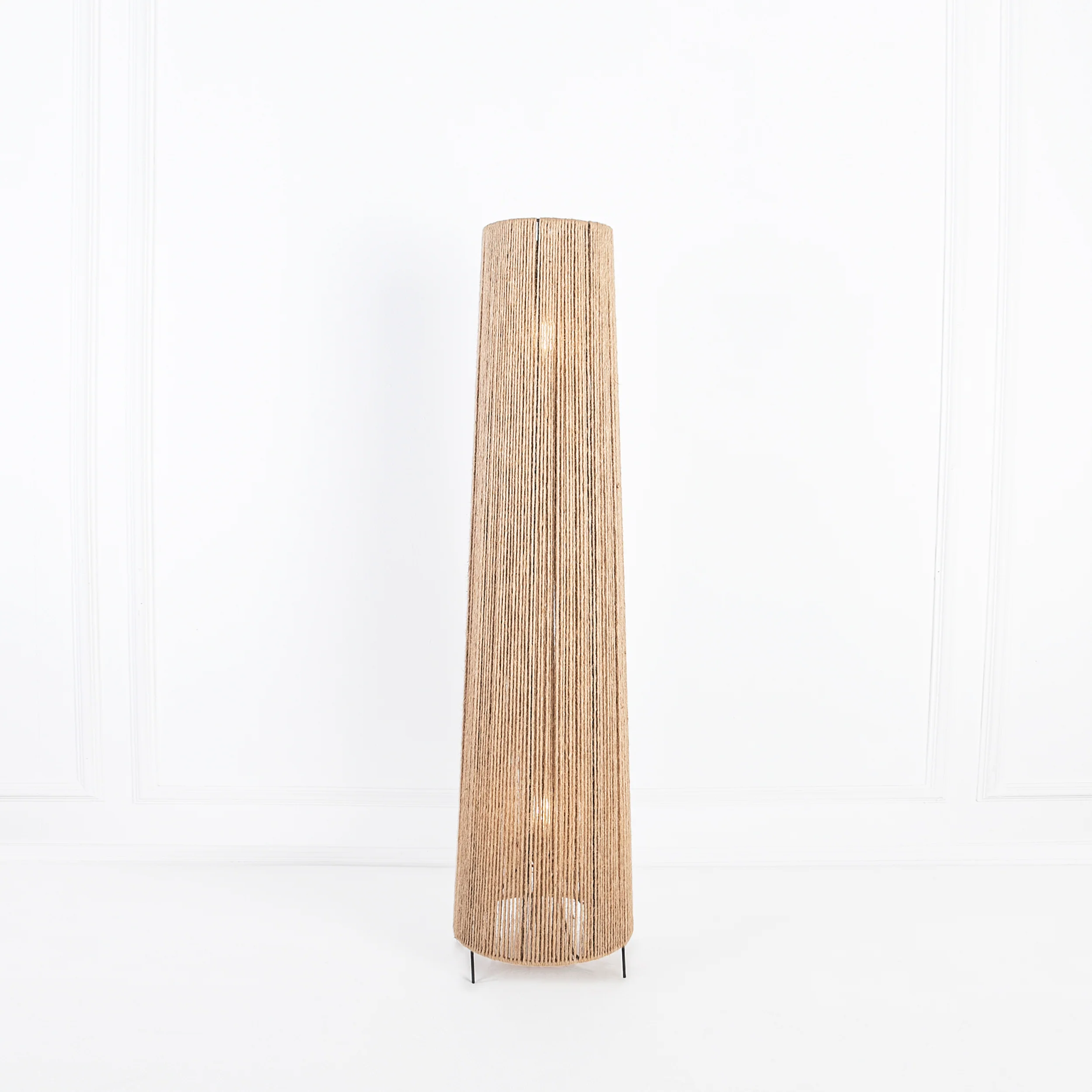 اباجورة ارضية 25×110سم - TBS809 - Image 1