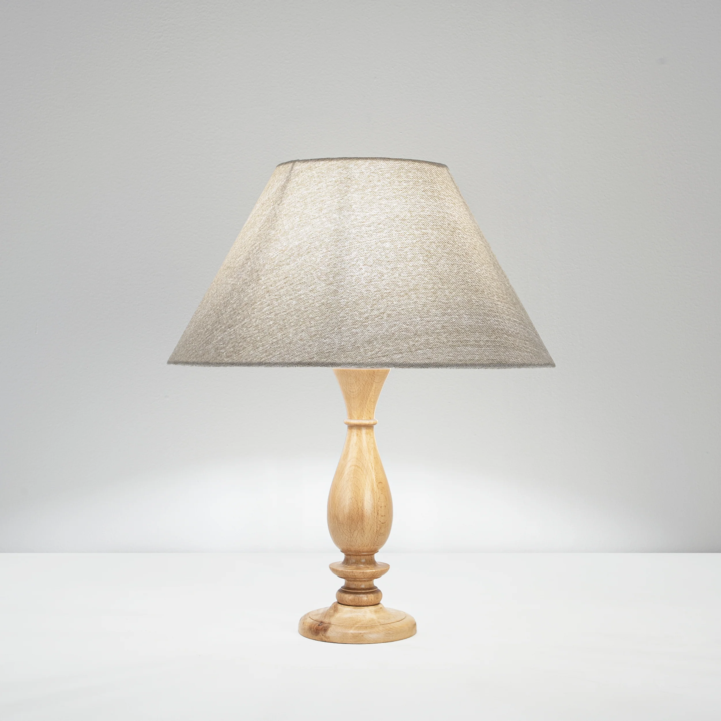 اباجورة ترابيزة 45×60سم - TBS780 - Image 1