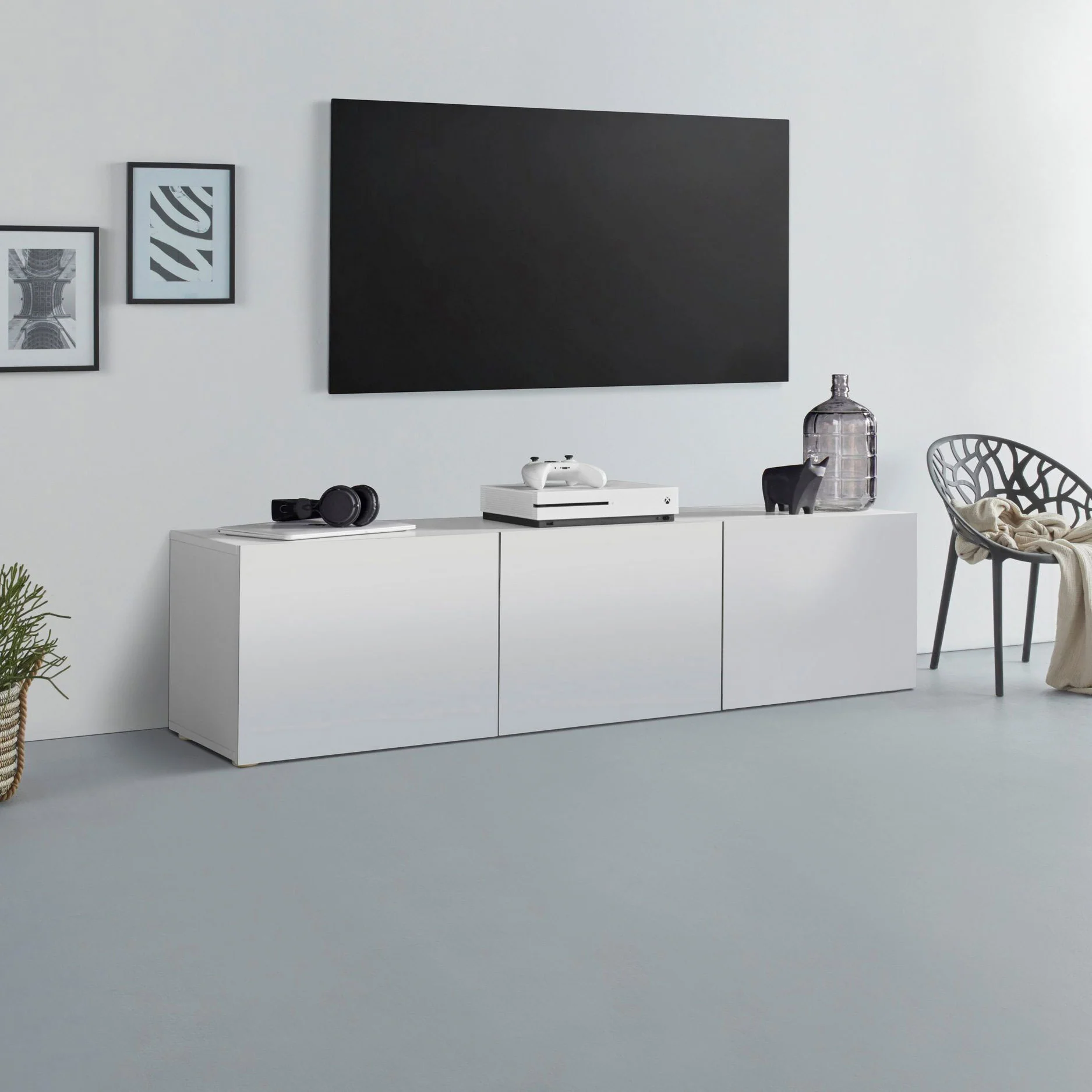ترابيزة تليفزيون 151×30سم - FAN659 - Image 1