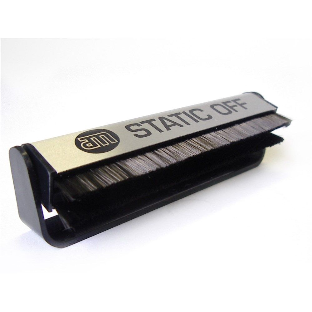 AM Vinyl Brush (Carbon Fibre) - Image 1