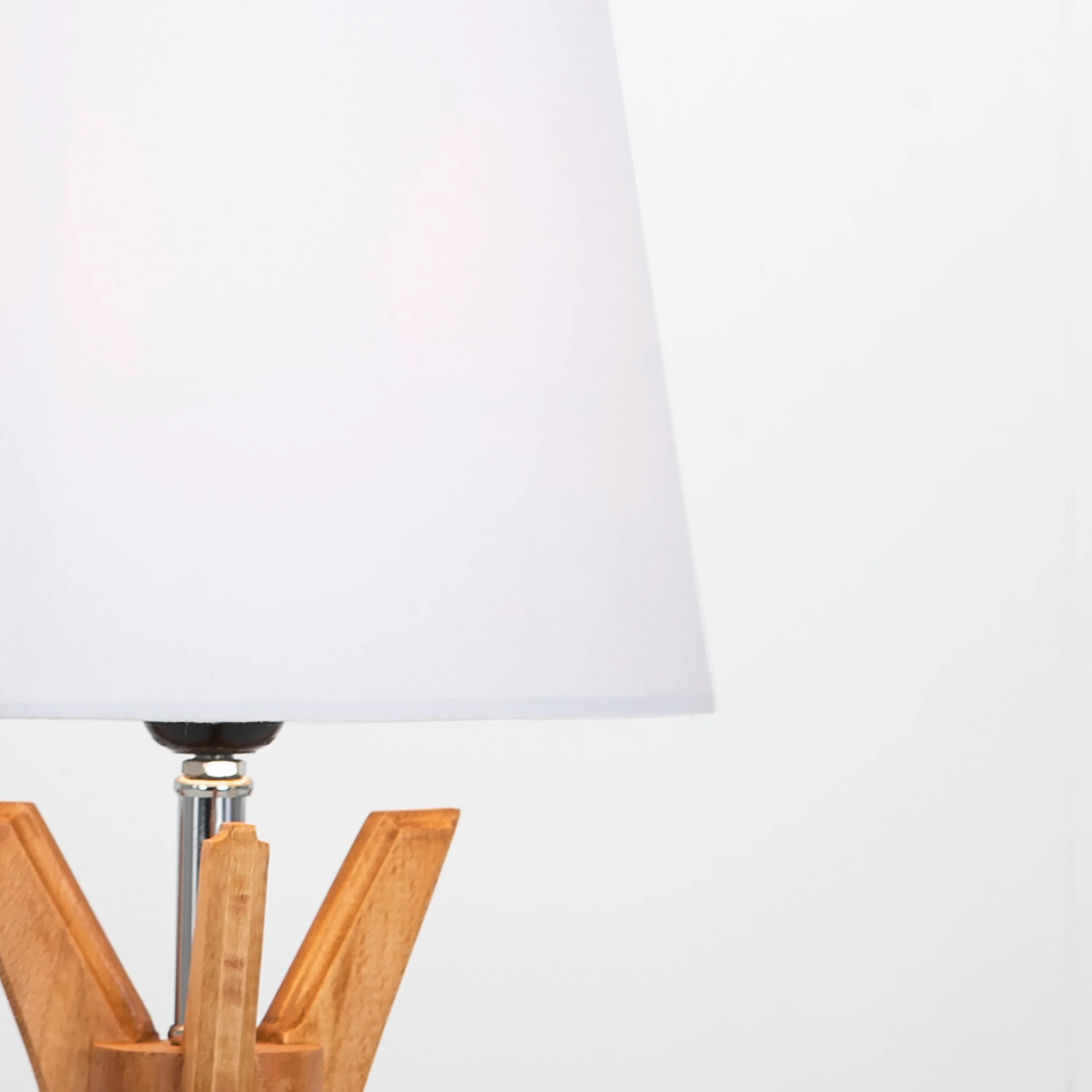 اباجورة ترابيزة 23×45سم - TBS611 - Image 3