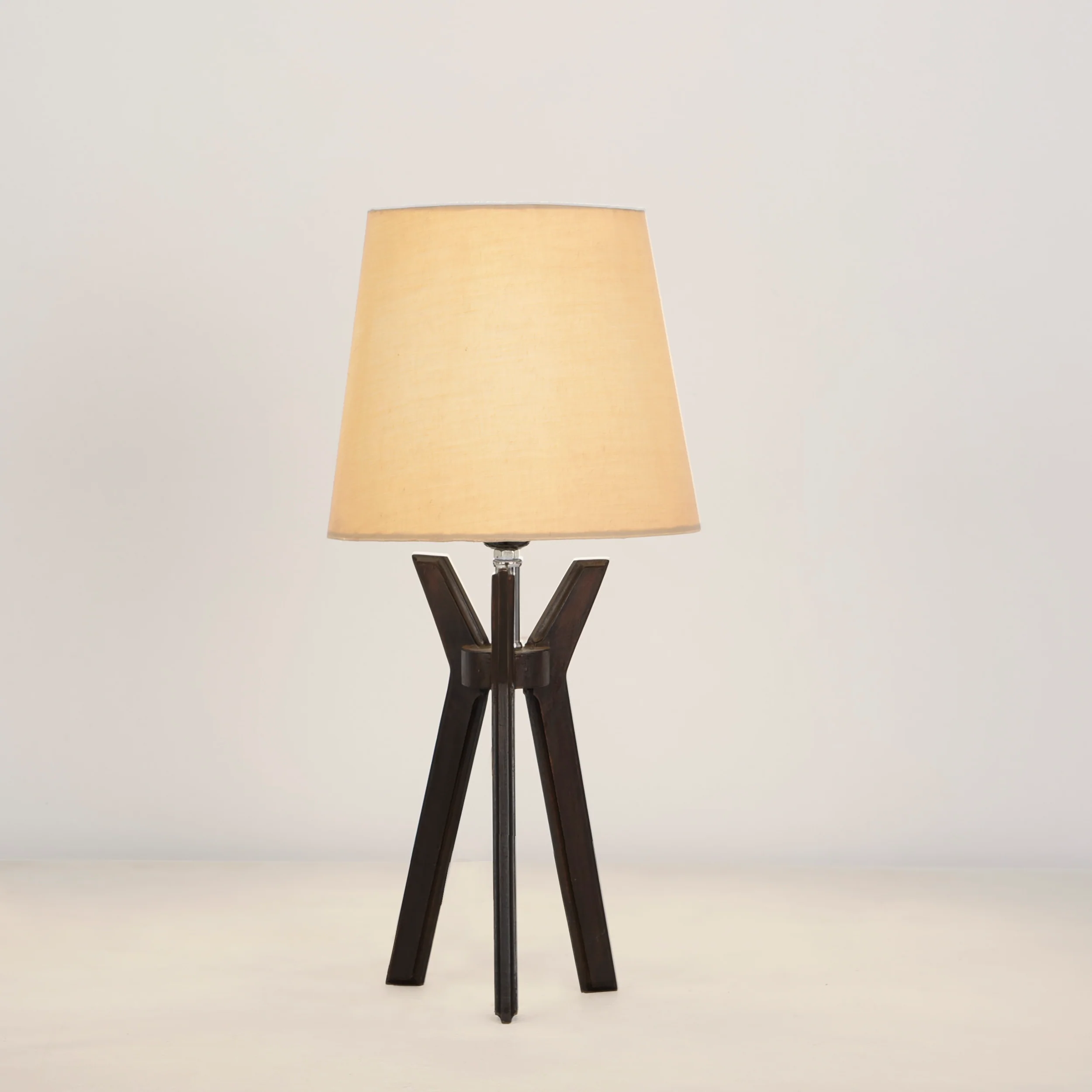 اباجورة ترابيزة 23×45سم - TBS612 - Image 1