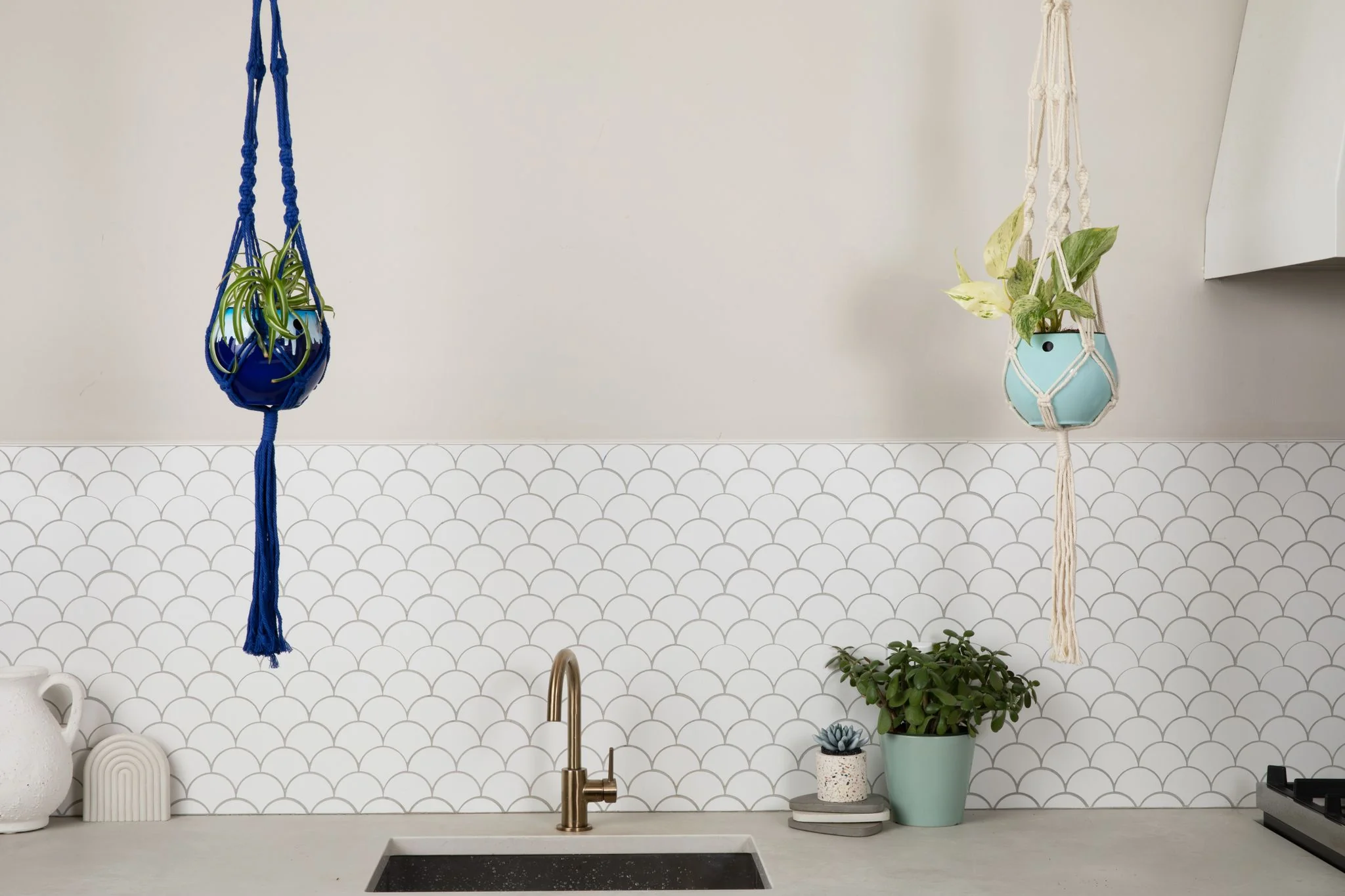 Macrame Hanger Self Watering Set - Linen White + Blizzard Blue - Image 2